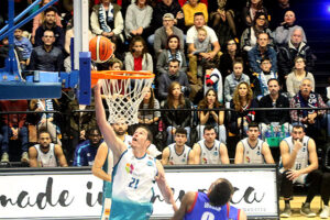 Basquet-LEB Hestia Menorca- CB Clavijo