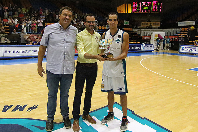 Basquet Hestia Menorca-Murcia