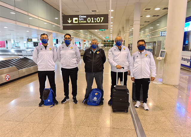 Staff tecnic AT Villacarlos i president en el Aeropuerto