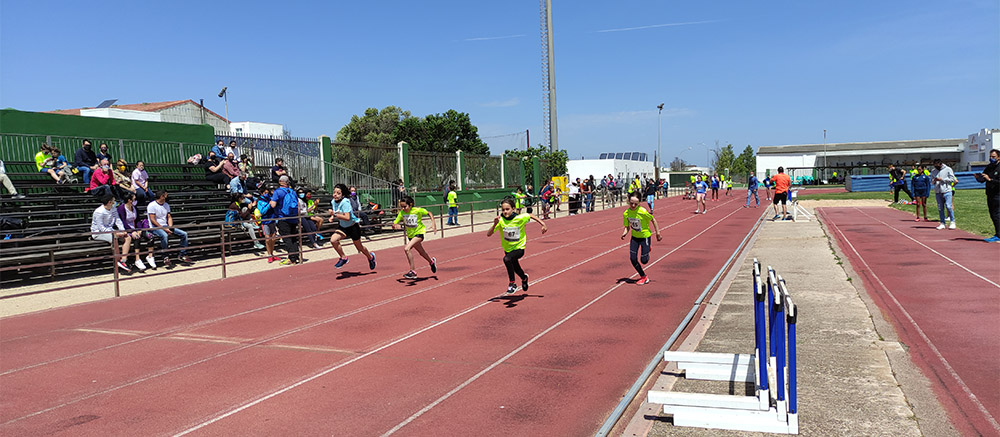 Control de pista escolar de atletismo