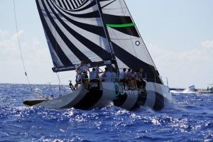 Vela-Campeonato del Mundo de la clase TP52-Dia3EC