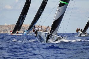 Vela-Campeonato del Mundo de la clase TP52-Dia3EC