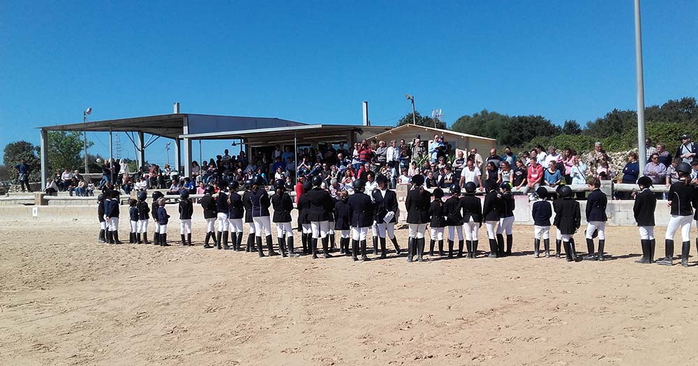 Entrega trofeos Doma Clasica escolar