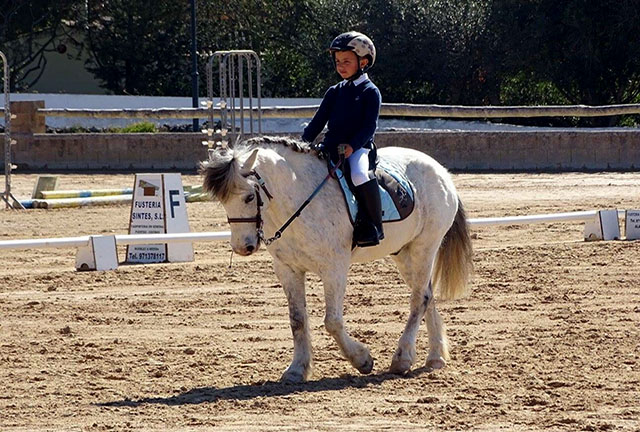 Joel Mari - Rony EE. Taris foto de TrevorFryatt