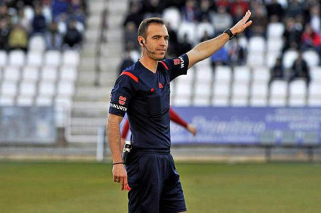 cuadra fernandez-Arbitro