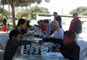 Ajedrez en s'Esport al carrer