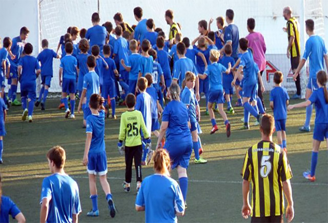 CCE Sant Lluis-Partit 100&11