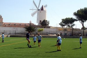 Futbol- AtVillacarlos inauguració gespa