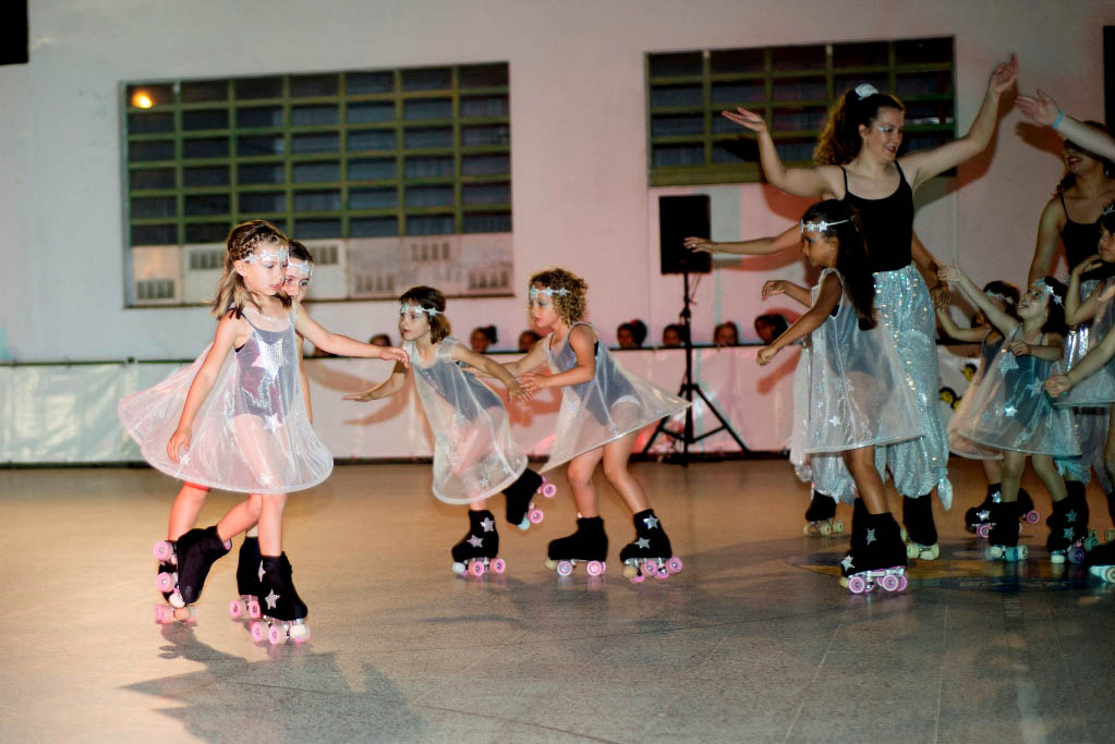 Patinaje Artístico UD Mahón- LLAMANDO A LA TIERRA