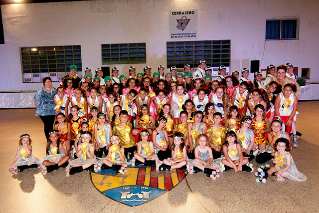 Patinaje Artístico UD Mahón- LLAMANDO A LA TIERRA