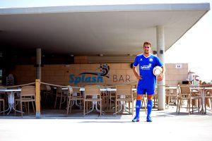 Noves camisetes CCE Sant Lluís Foto- Victor Cicuendez