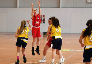 51541731_10216911613934495_8340600753940856832_n