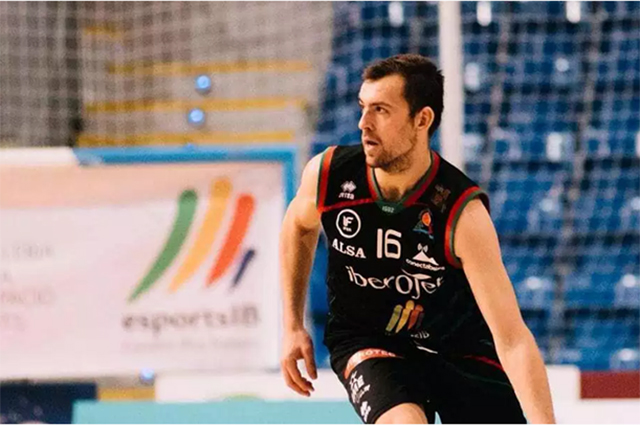 Biel Serra-Hestia menorca