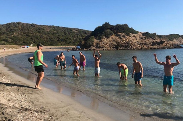 Hestia Menorca entreno en la playa