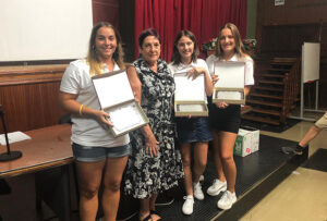 Preparació arbits bàsquet--Premis Tato - Malén Castell, Dolors Besné, Marta Sánchez de Alcázar e Irene Weiser