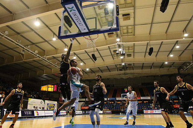 Basquet LEB Hestia Menorca-Jairis