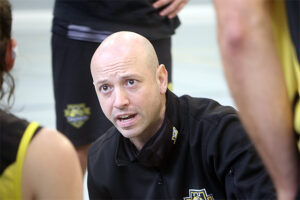 Basquet EBA Pinta Bé-CB Es Castell-Joan Martínez