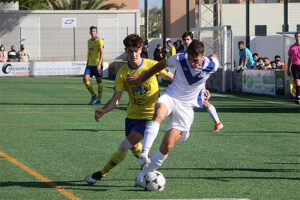 Fútbol DH At Villacarlos- Europa_