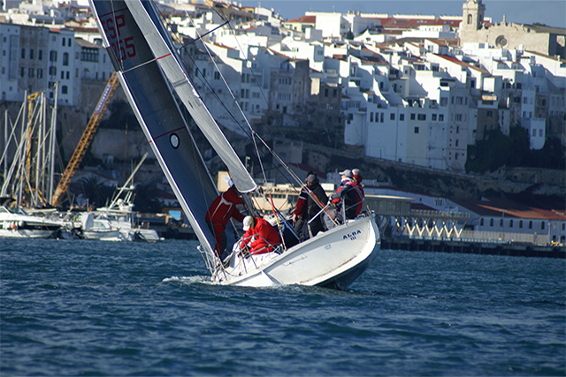 El Alba III durante la regata