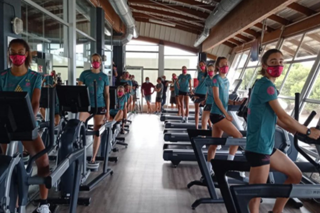 Avarca Menorca entrenando en el gimnasio