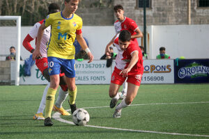 Fútbol DH At Villacarlos- Girona