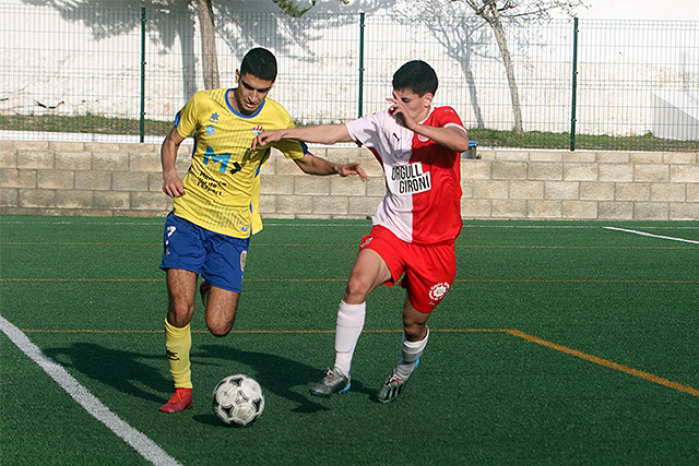 Fútbol DH At Villacarlos- Girona