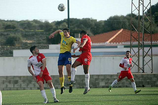 Fútbol DH At Villacarlos- Girona