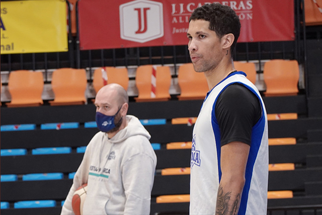 Álex Tamayo, refuerzo entrenos Hestia Menorca