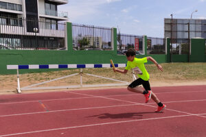 Control de pista escolar de atletismo