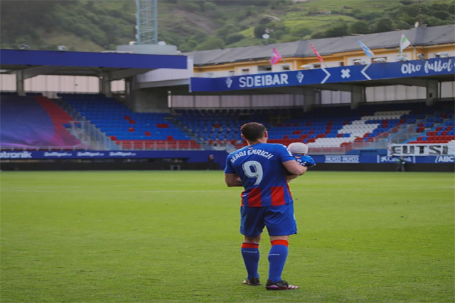 Sergi Enrich se despide del Eibar