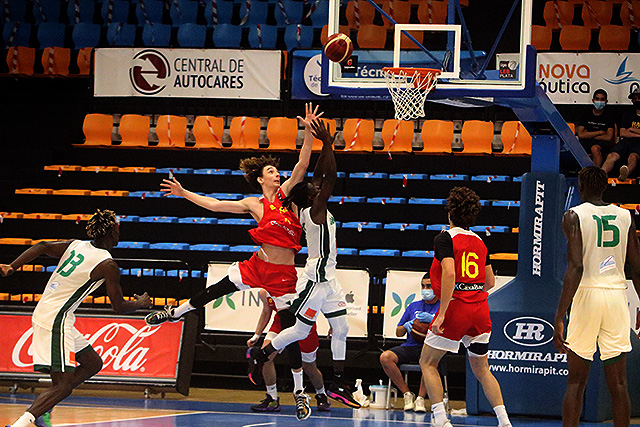 Torneo Sub-19 España-Senegal