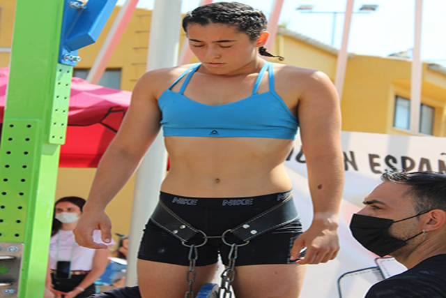 uth Álvarez subcampeona de España de Calistenia