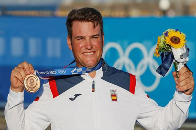 Joan Cardona-Bronce JJOO Tokio en vela Finn