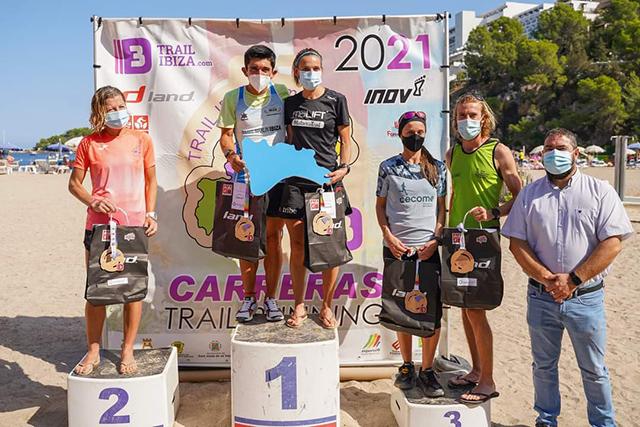 Podium_Absolut_Mari_Alles_3a