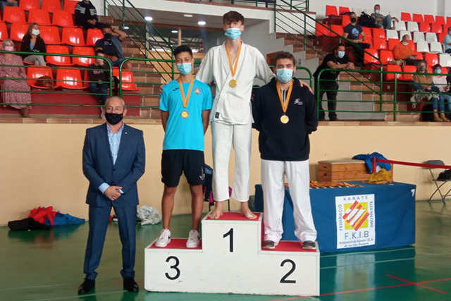 Balear de Karate-Físics