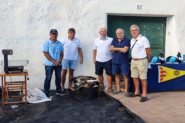 Gran Premio de pesca benéfico Villacarlos