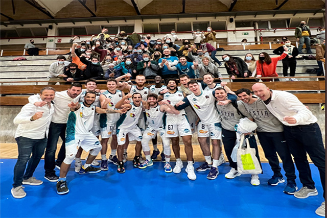 Hestia Menorca con Afición menorquina