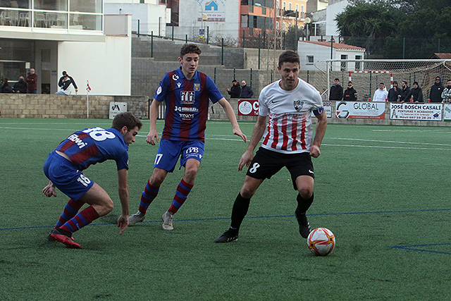 Futbol 3ª CE Mercadal-Poblense 21-22