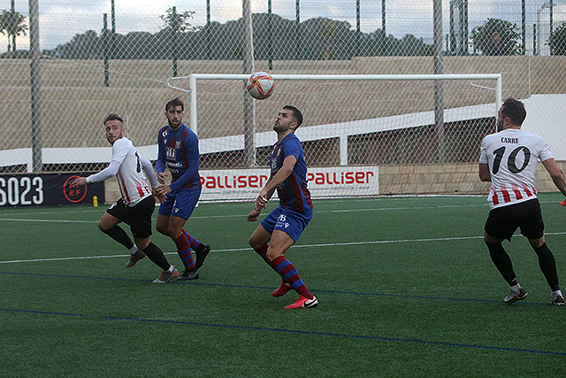 Futbol 3ª CE Mercadal-Poblense 21-22
