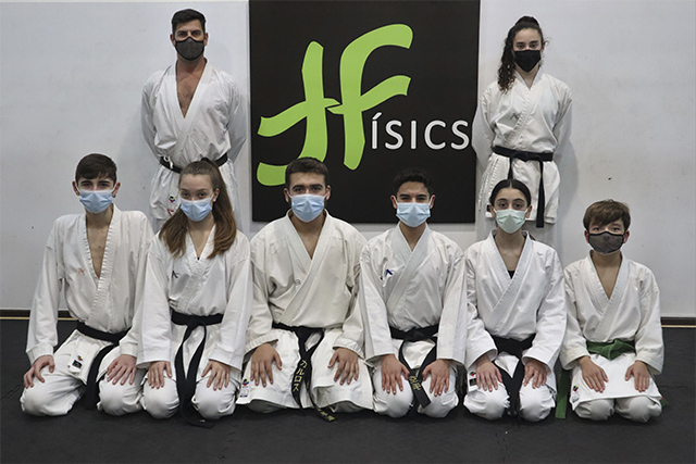 Seis karatekas Físics-final RFEK