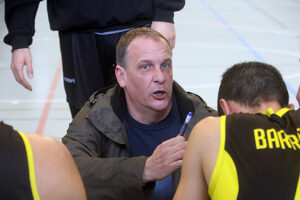 Gino RovelladaBasquet EBA Pinta B