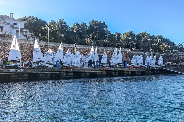 Moll de la Trona-Optimist