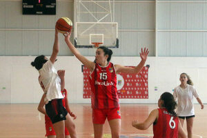Basquet Jn fem Interilles Alcázar- Pollença