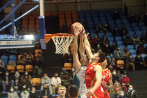 Bàsquet LEB Hestia Menorca- Benidorm