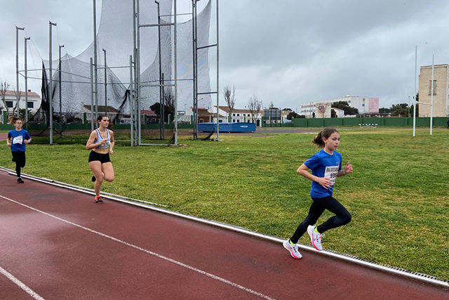 Control de atletismo en pista