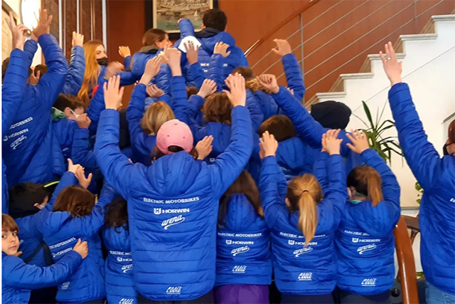 Equip de vela lleugera- Es Nàutic - Electric Motorbikes -Horwin-Arena