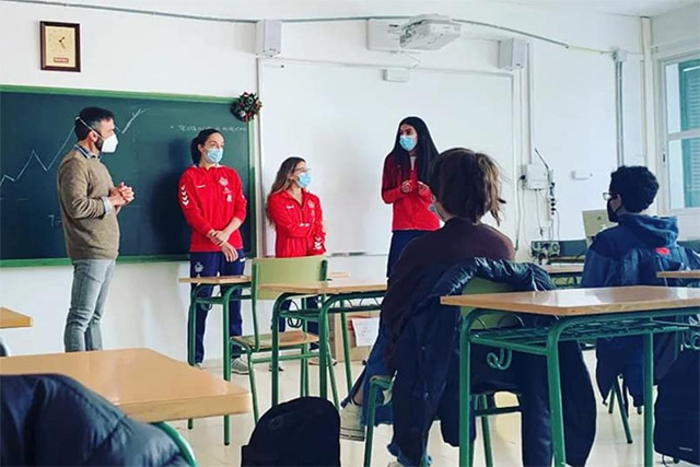 Lecciones con el Avarca de Menorca