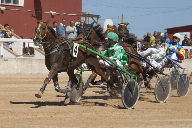 Carreras Trot Mô 24-4-22