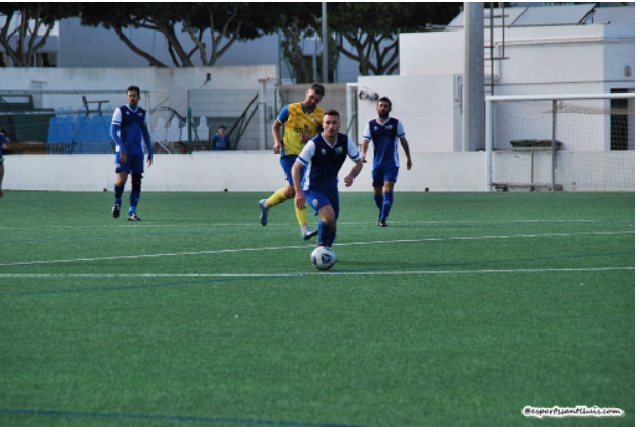 Futbol Regional CCE Sant Lluís- At Villacarlos