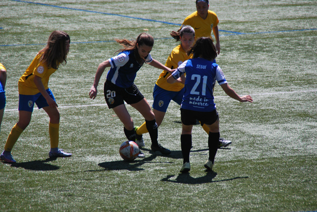 Futbol fem CCE Font Santa-Sant Lluís